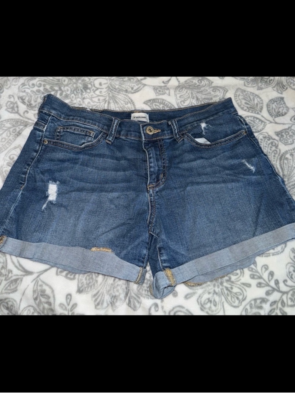 Sneak Peek Distressed Rolled Hem Denim Shorts - Blue - Picture 4 of 4